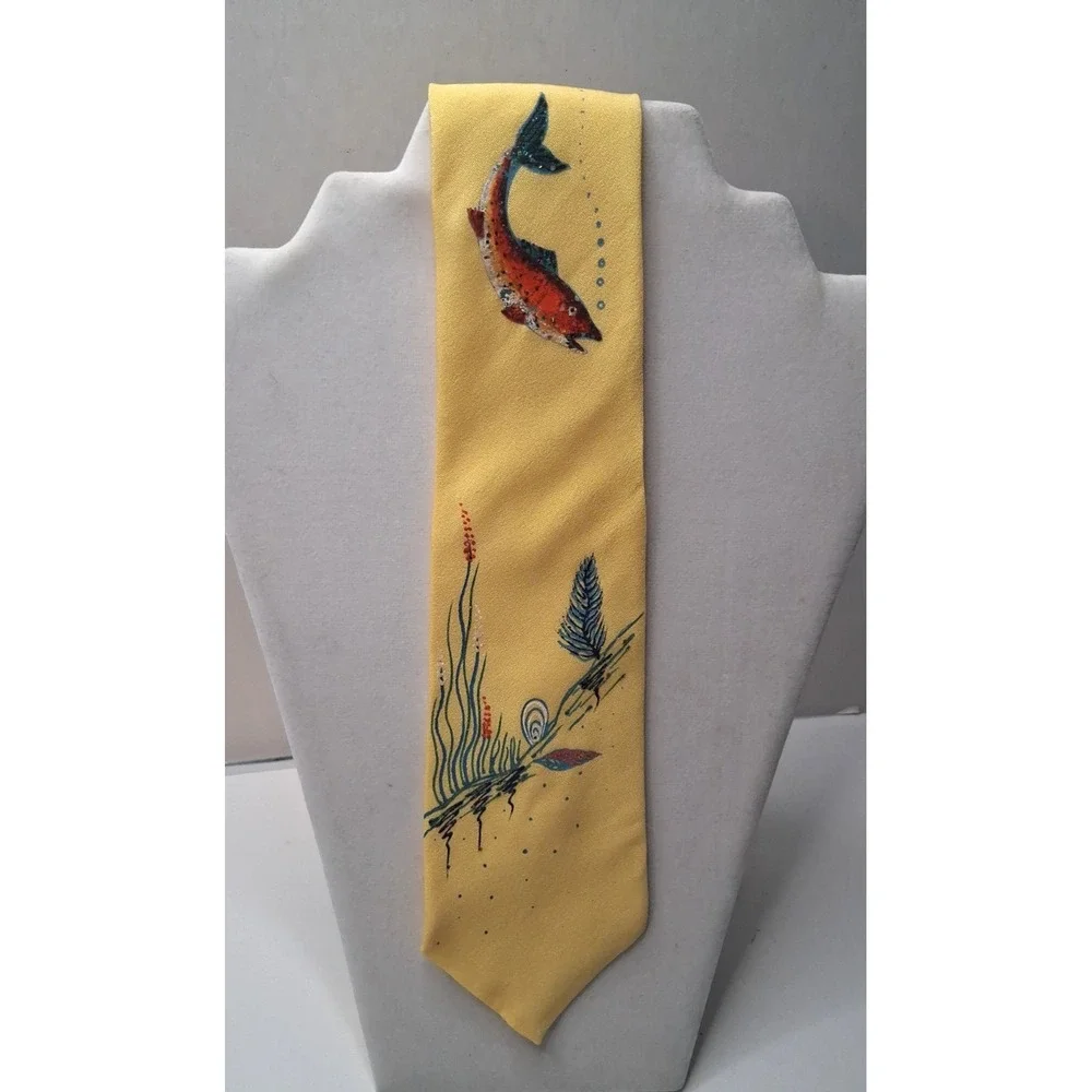 Rare New VTG Hand Painted California 40s 50s Yellow Colorful Fish 52